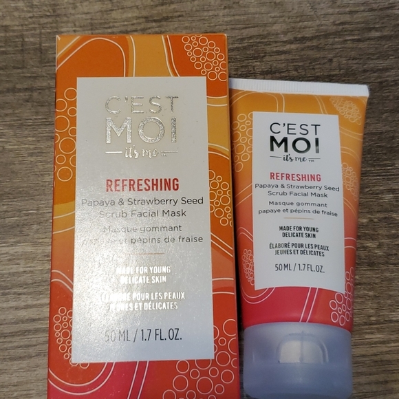 *New C'est Moi refreshing scrub/facial mask - Picture 4 of 6